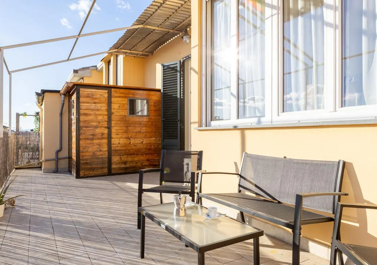 Gioberti Penthouse Apartman Firenze